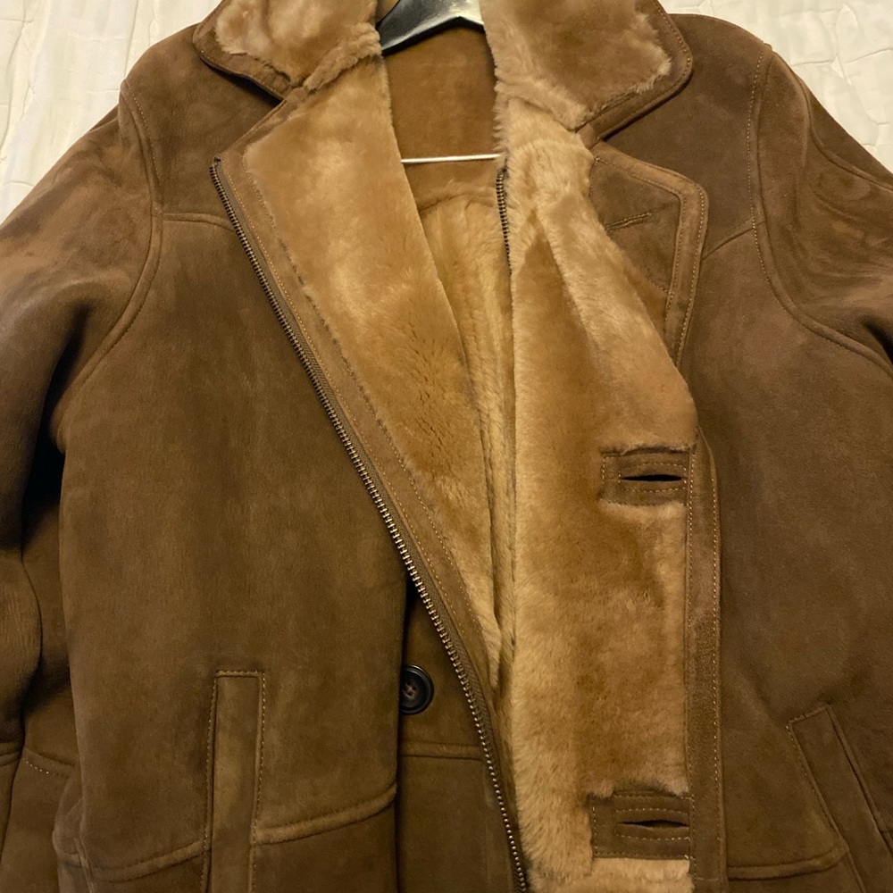Fur Coat - Picture 3 of 6